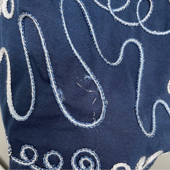 Women’s Navy Short Sleeve Top with White & Silver Swirl Design - Size 1X - Picture 12 of 12